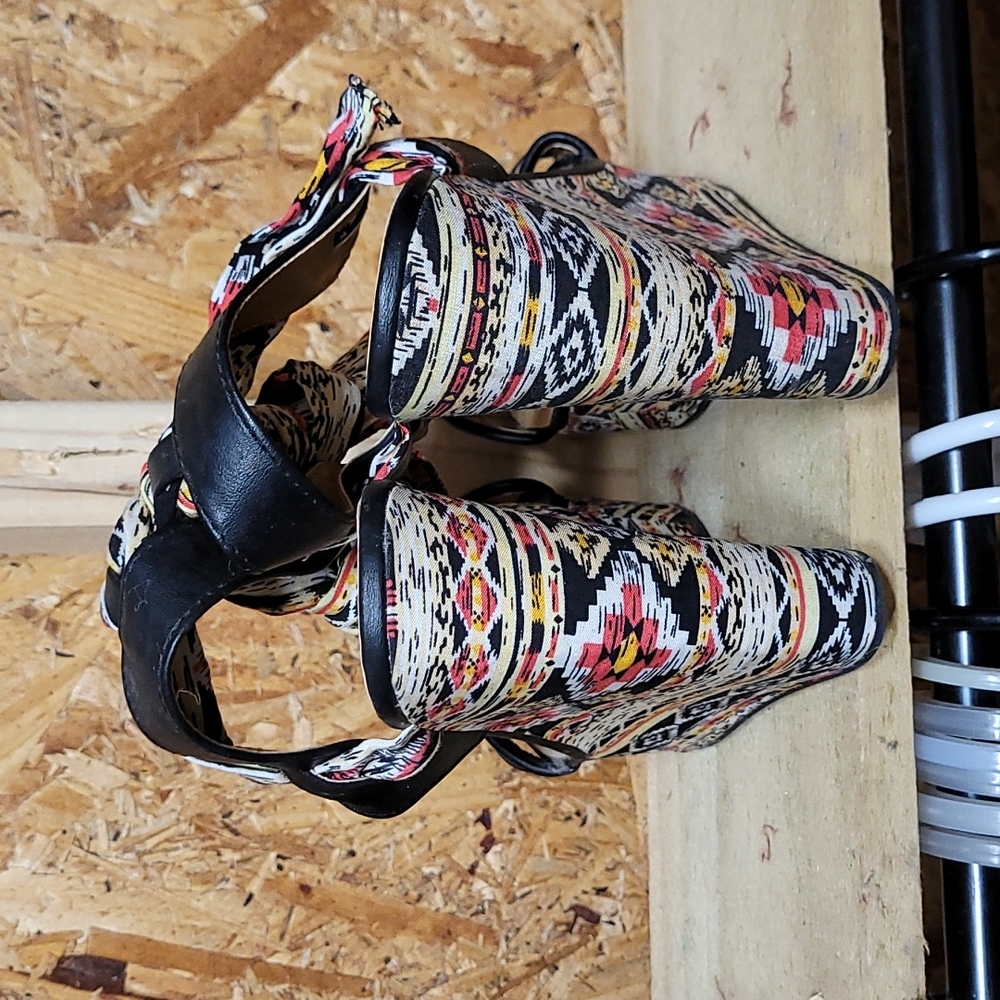 BAMBOO Sandals - Picture 4 of 5